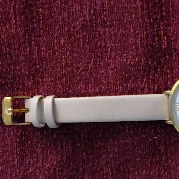 Amaze-Zing (B4) Sale!! #199 Manguun Watch - Picture 5 of 8